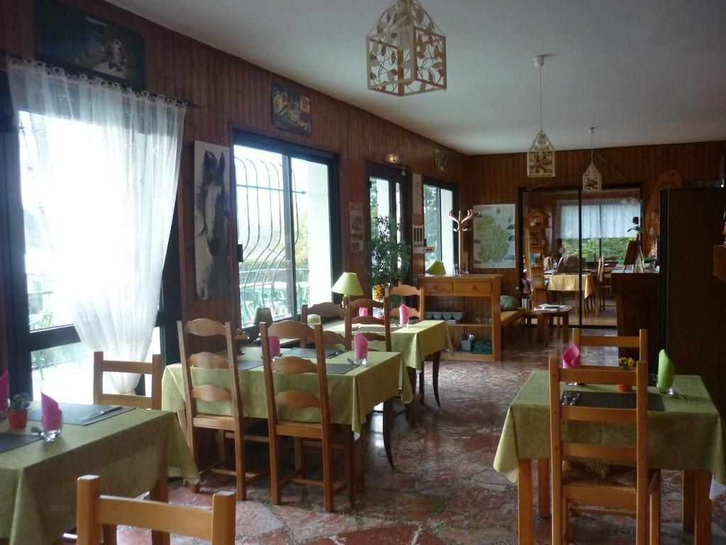 Hotel Restaurant La Chaumiere Du Lac Clairvaux-les-Lacs Kültér fotó