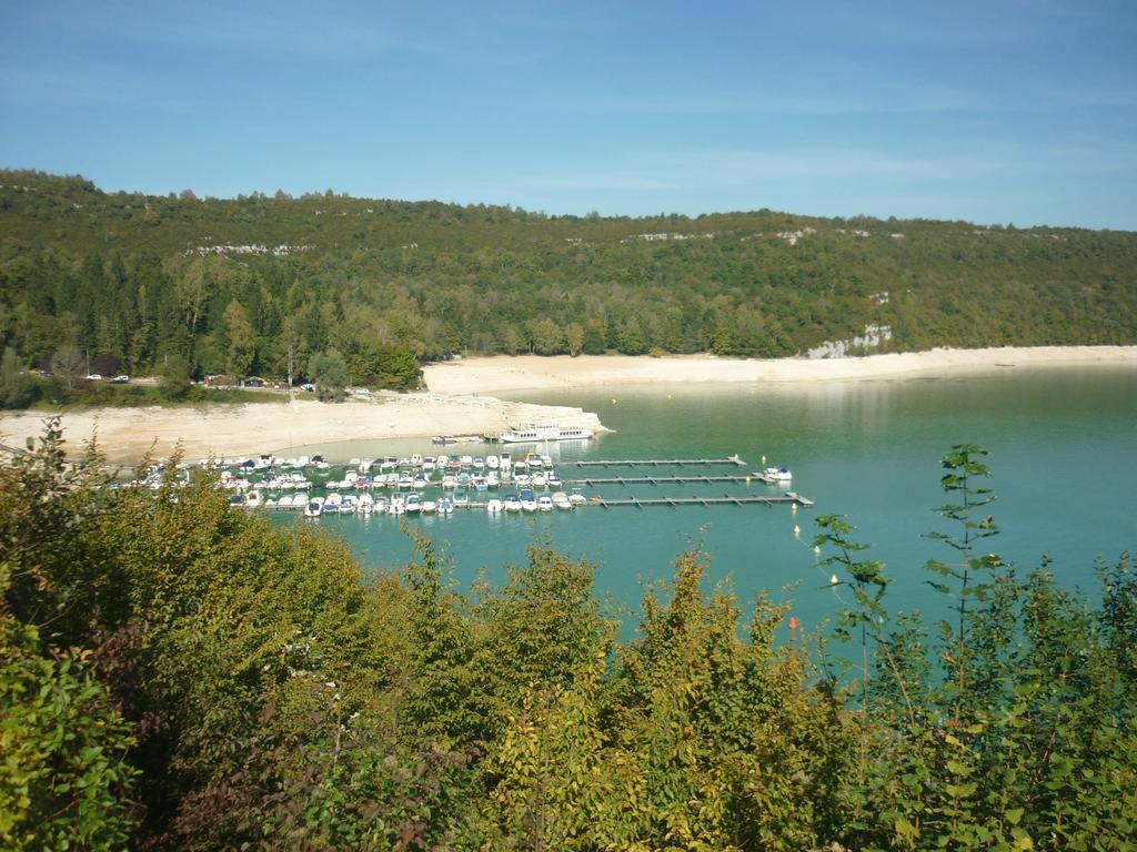 Hotel Restaurant La Chaumiere Du Lac Clairvaux-les-Lacs Kültér fotó