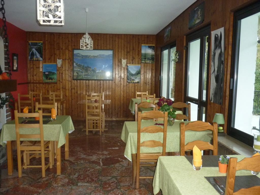 Hotel Restaurant La Chaumiere Du Lac Clairvaux-les-Lacs Kültér fotó