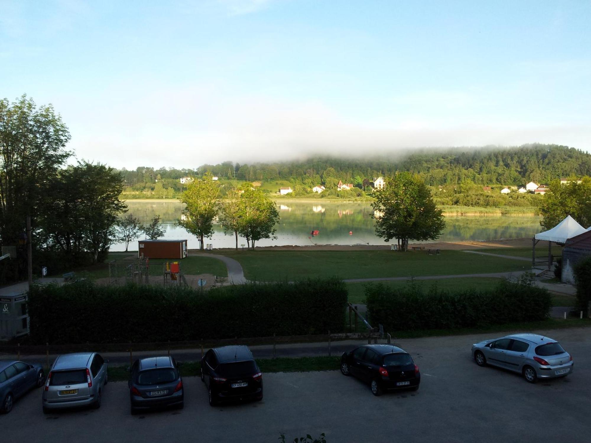 Hotel Restaurant La Chaumiere Du Lac Clairvaux-les-Lacs Kültér fotó