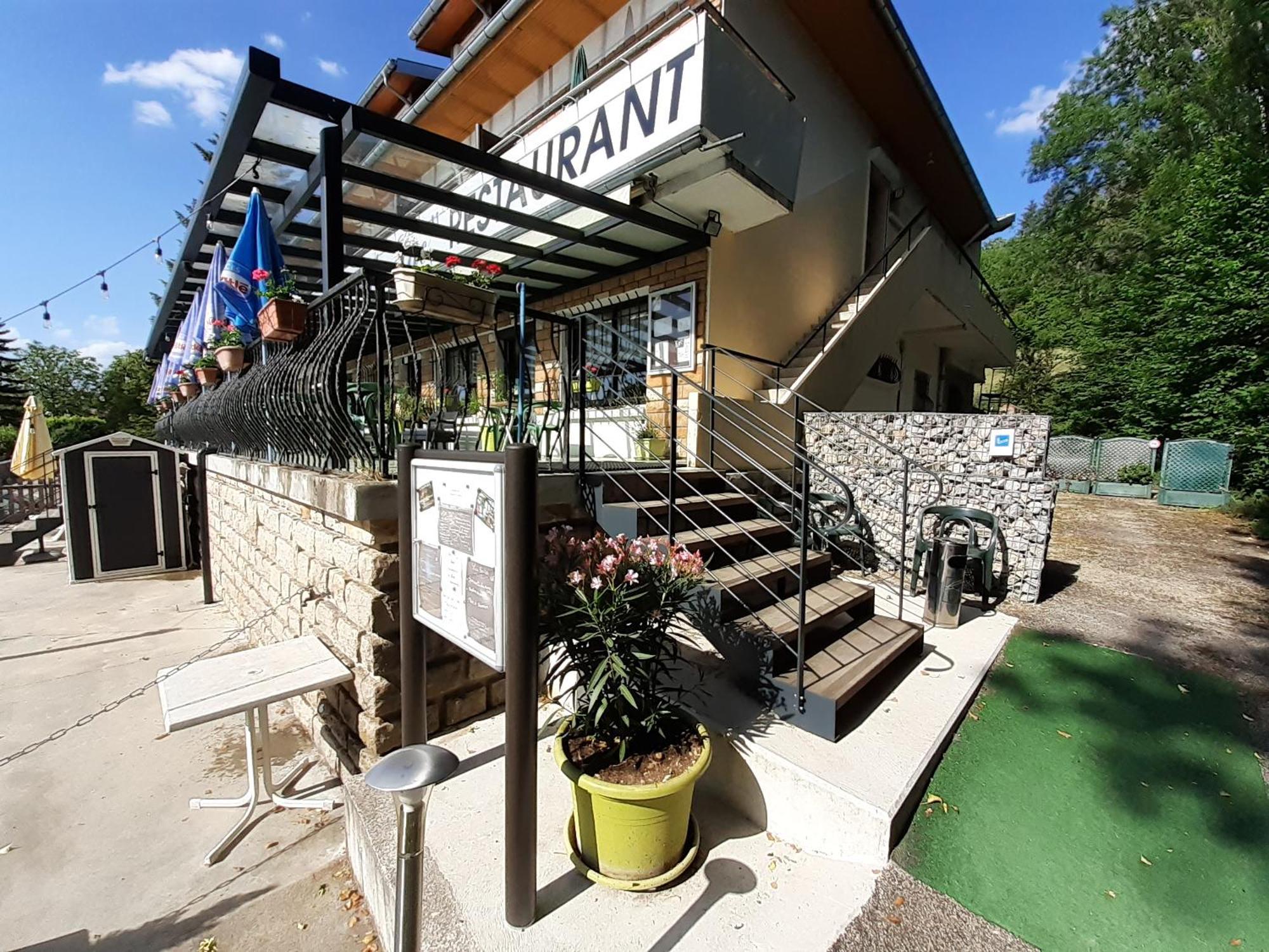 Hotel Restaurant La Chaumiere Du Lac Clairvaux-les-Lacs Kültér fotó