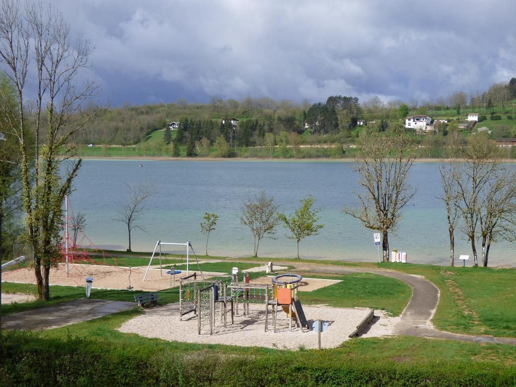 Hotel Restaurant La Chaumiere Du Lac Clairvaux-les-Lacs Kültér fotó